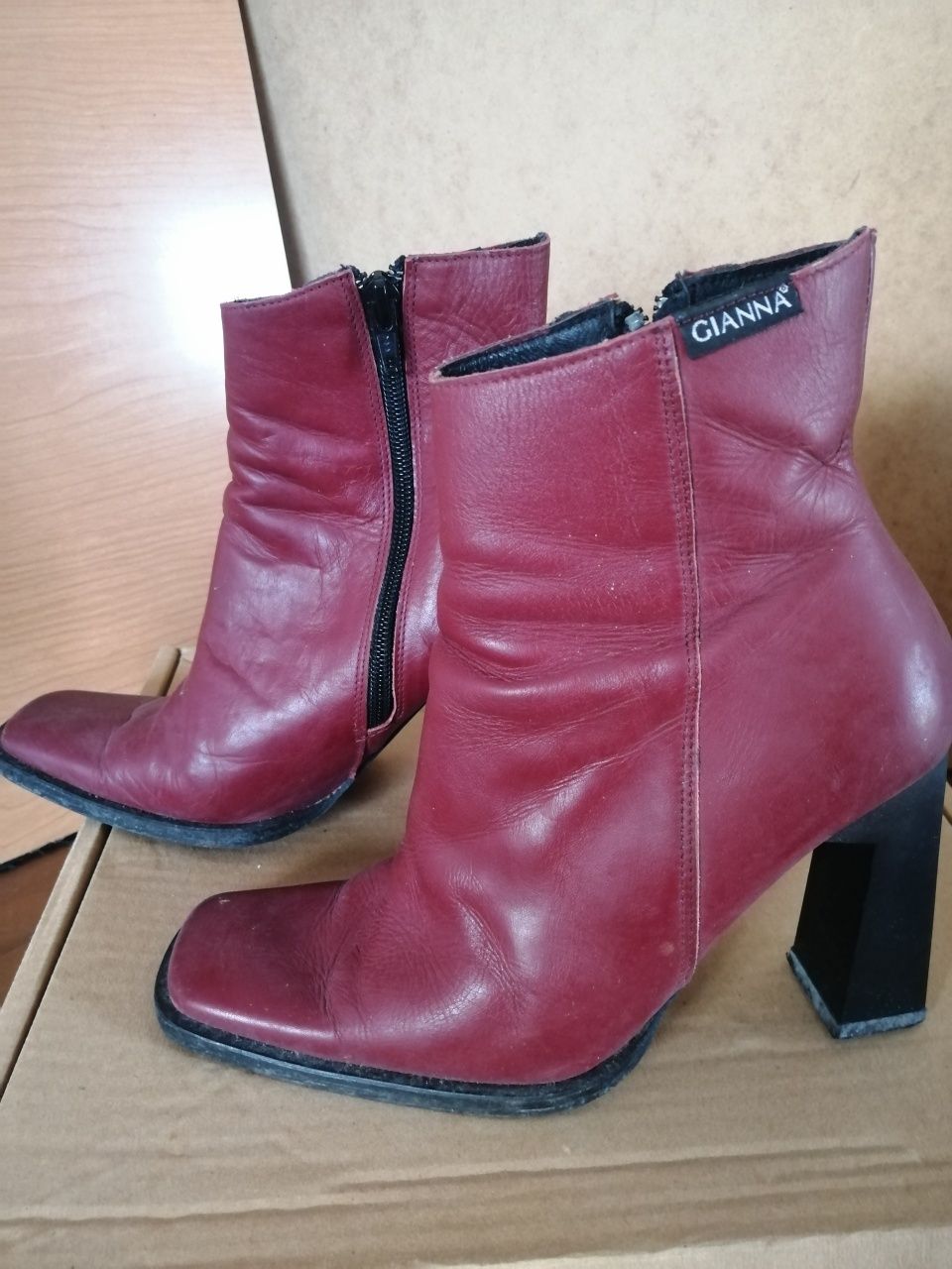 Botas salto alto 35 Giane