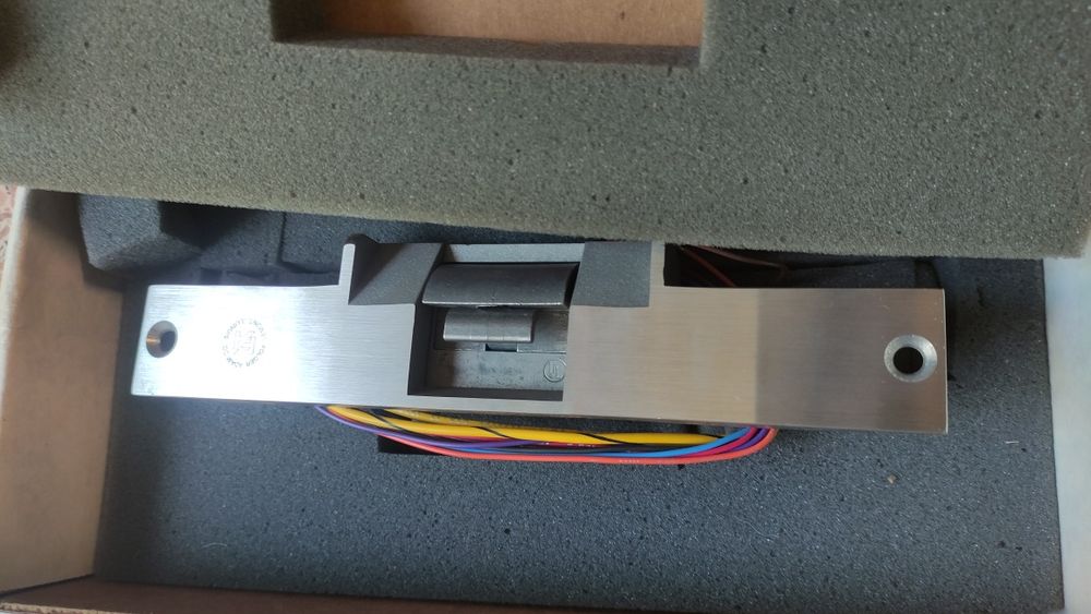 Testa tranca elétrica