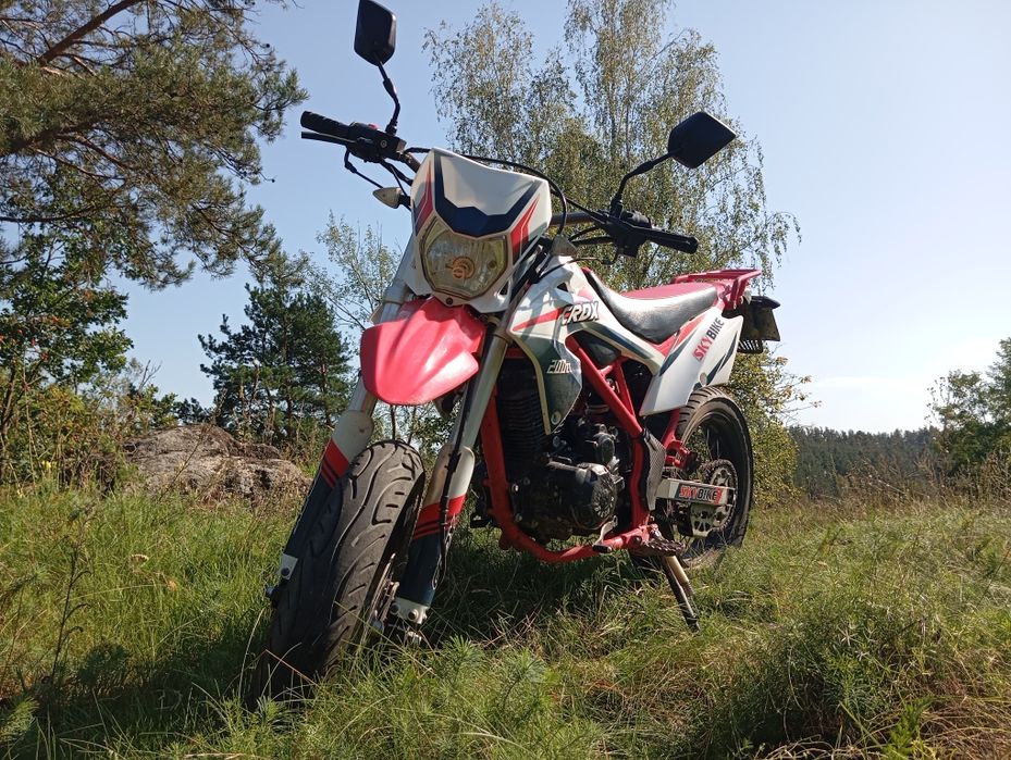 Продаю skybike crdx-200 motard