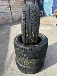 Зимний комплект  шин Bridgestone Blizak revo GZ 215/55/17 Как новые!7м