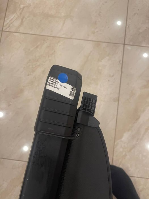 Оригінальна шторка багажника wolkswagen atlas