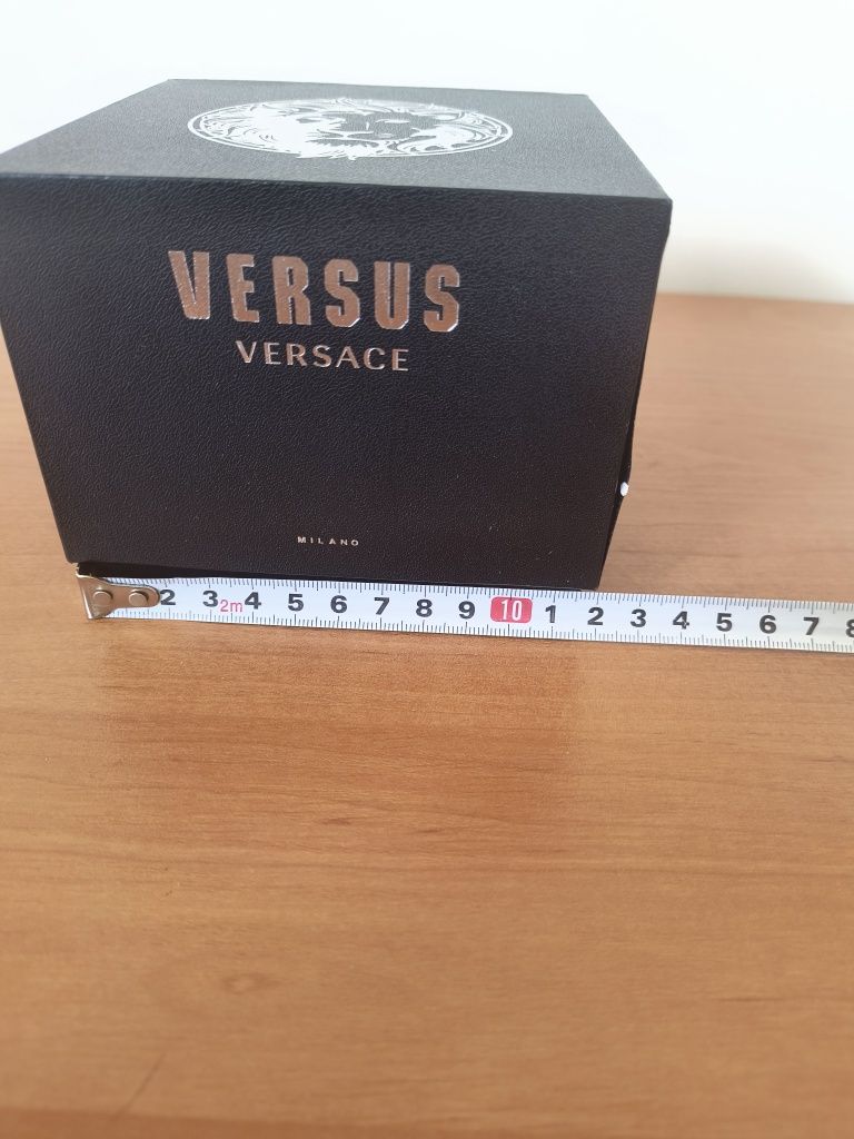 Pudełko etui na zegarek Versace Versus