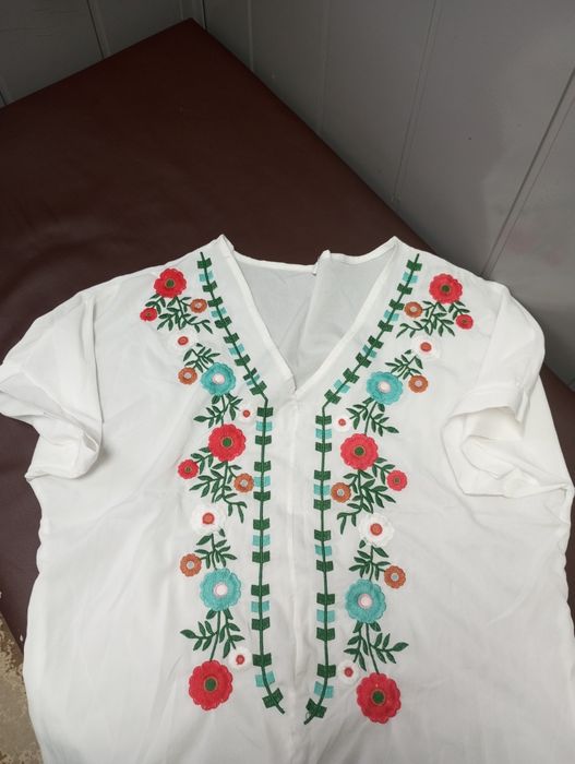 Вишиванка жіноча  2хл.