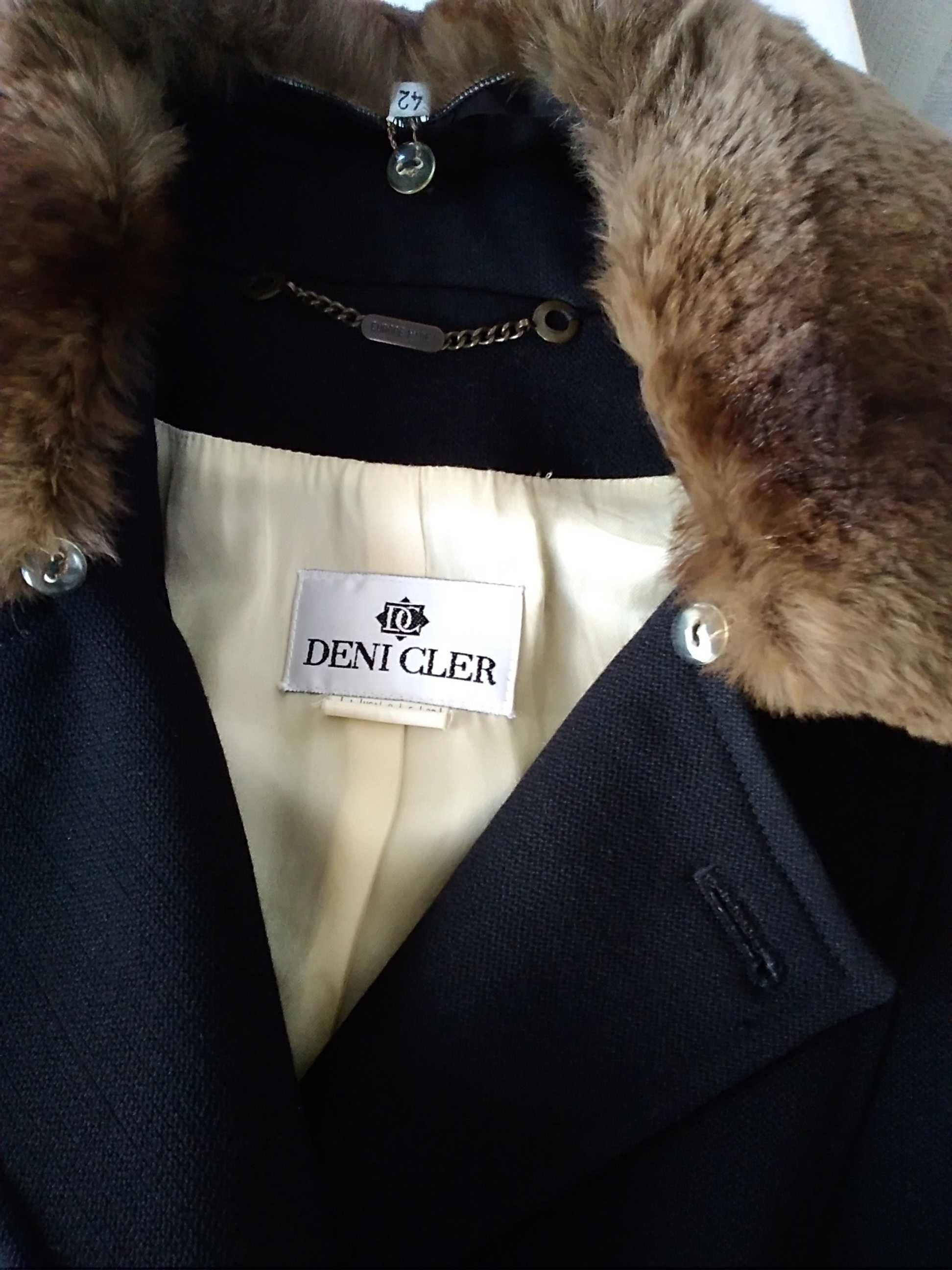 Wełniany płaszcz Deni Cler