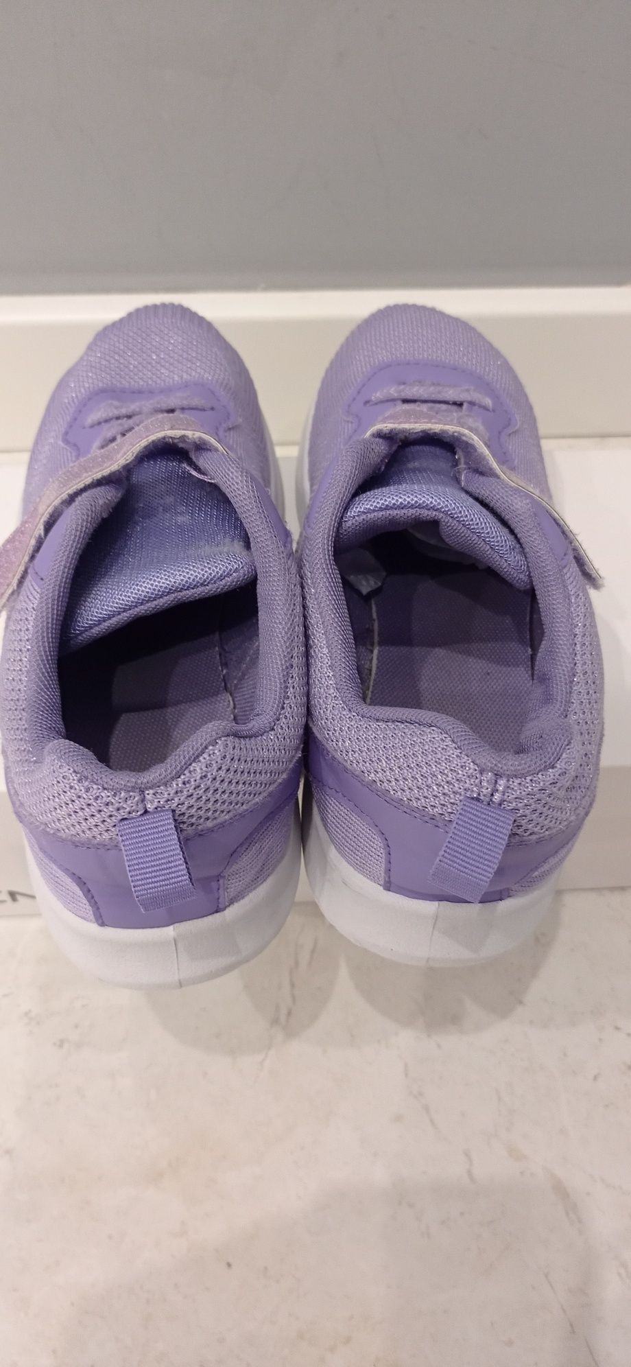Buty sportowe Nelli Blu 35 dziewczynka