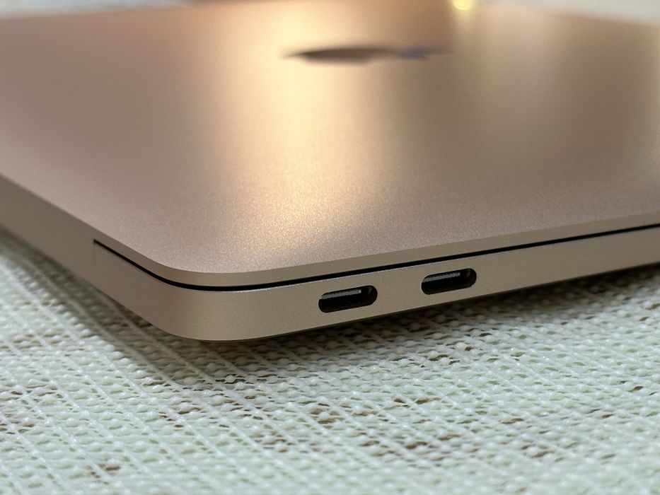Macbook Air 13 M1 8/256