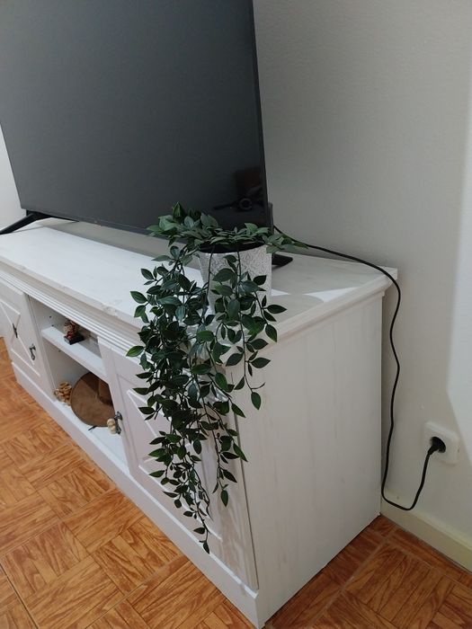 Rack branco para sala