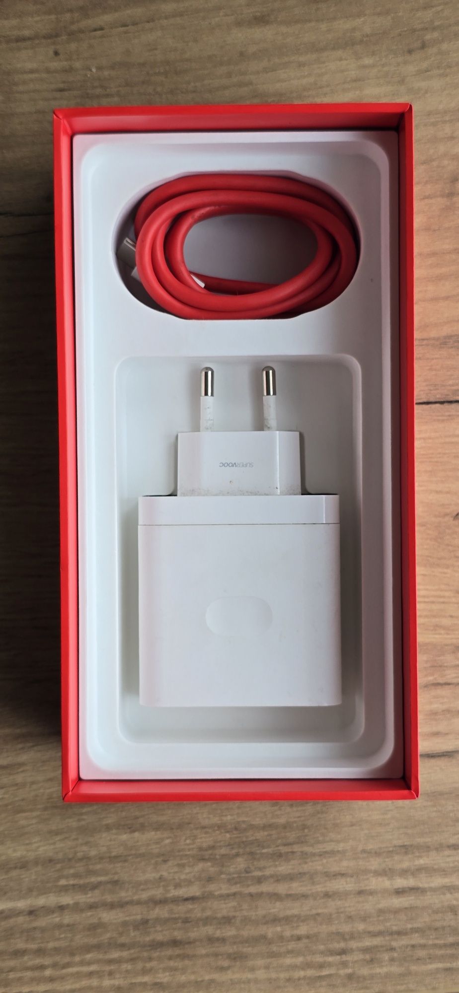 One Plus 10T 5G 8/128