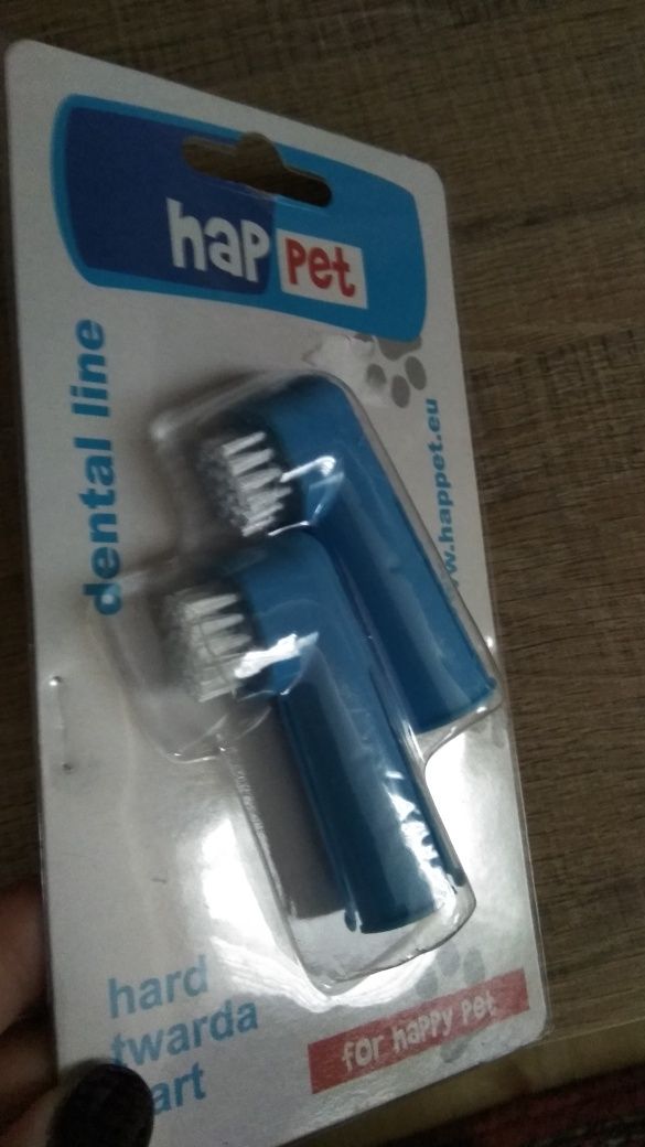 Зубні щітки для собак і котів