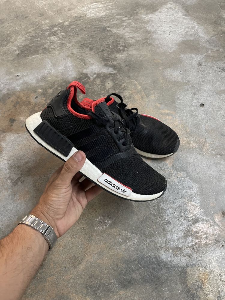 Sapatilhas adidas NMD R1