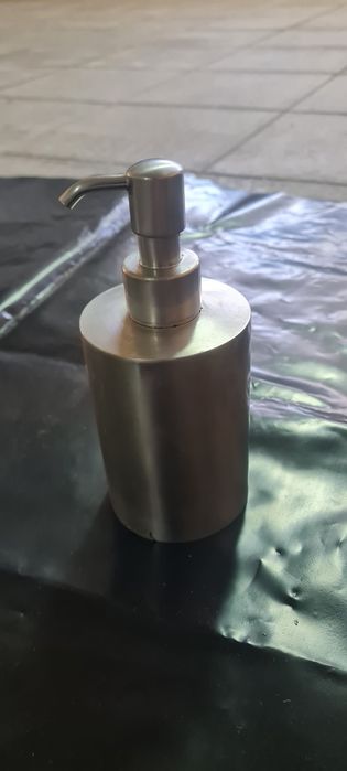 Doseador inox d7,5xh11cms SANINDUSA