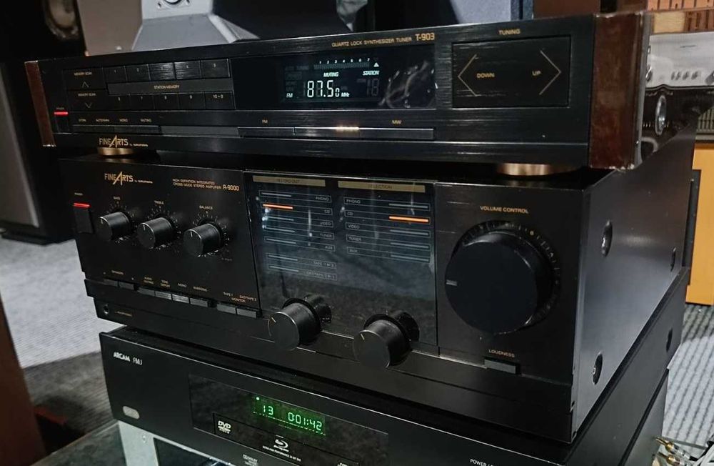 Grundig Fine Arts A-9000  + подарунок тюнер