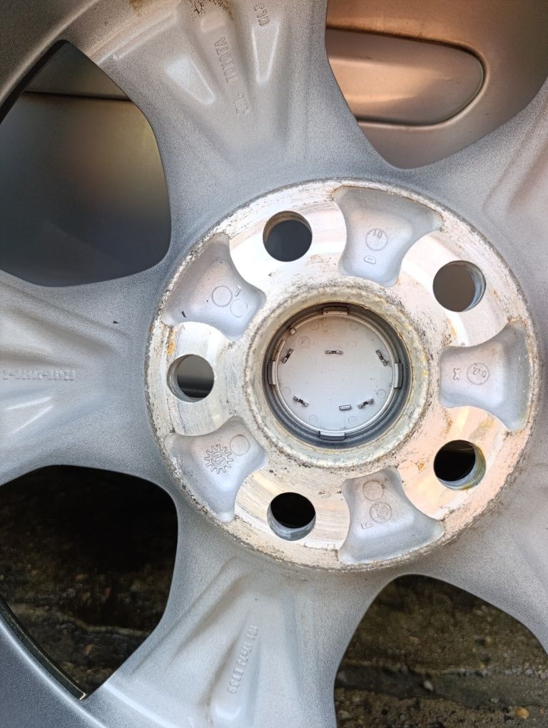 Toyota RAV4 felgi aluminiowe 17 cali jak nowe z Niemiec