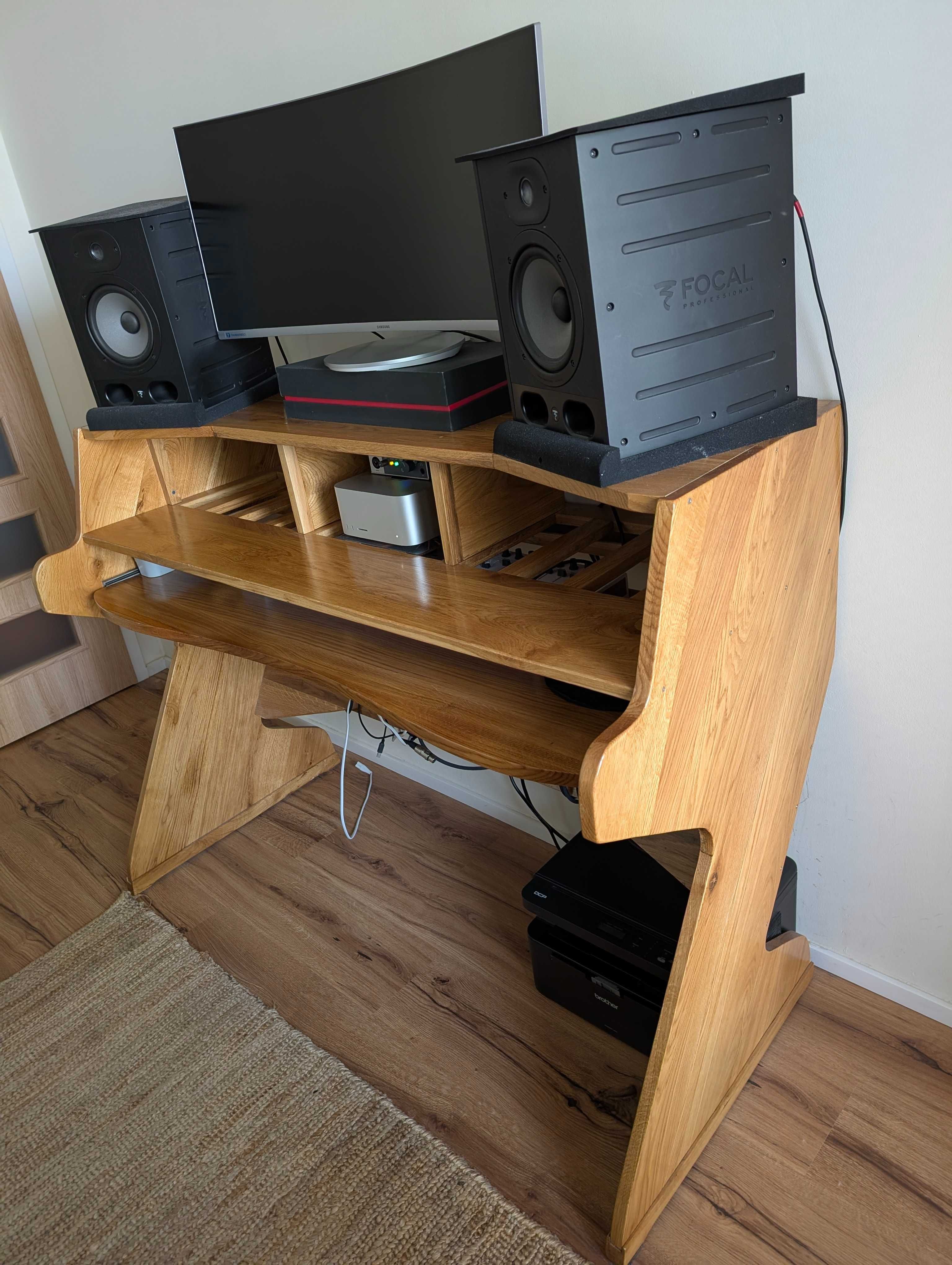 Biurko studyjne z litego dębu – solidne, na zamówienie, 2x 4U