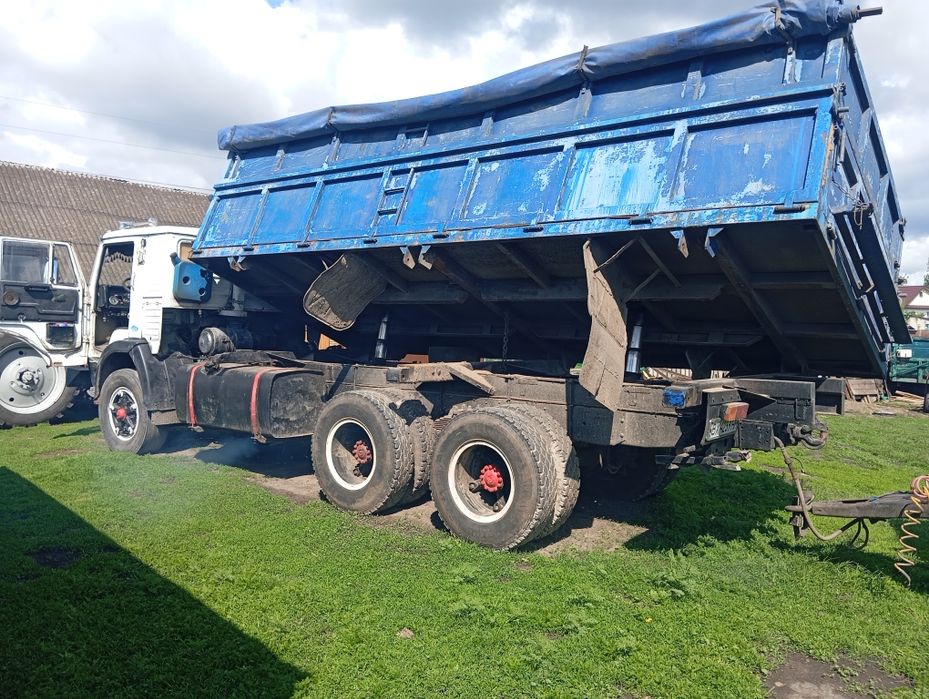 Самоскид Камаз причіп самоскид