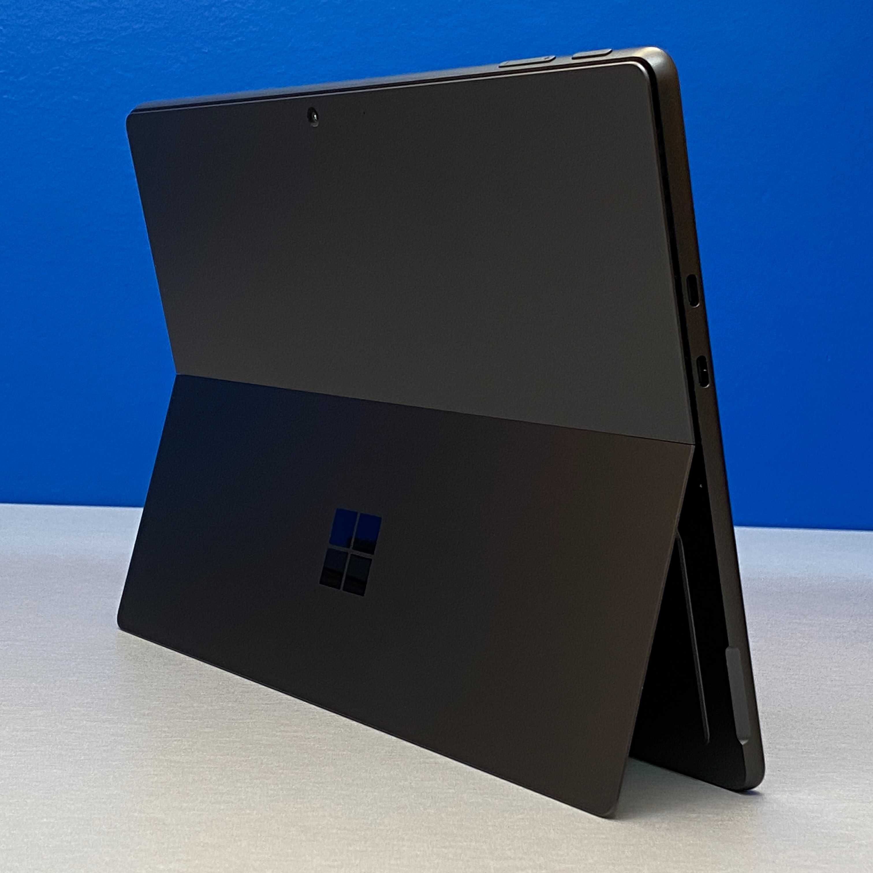 Microsoft Surface Pro 11 - 13" OLED (Snapdragon X Elite/16GB/256GB)