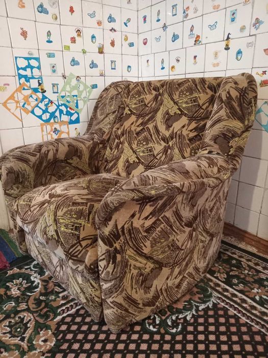 Розкладне крісло-ліжко