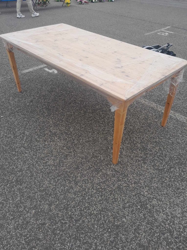 Stół swierkowy duży