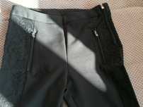 Spodnie rurki Bershka z koronką
