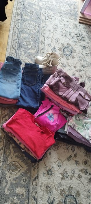 Ubranka dla dziewczynki 128