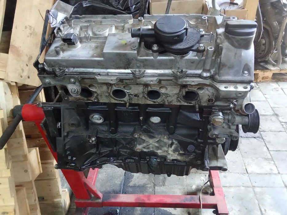 Двигун OM611 2.2 CDI Віто 638 (голий)