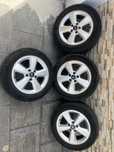 Jantes e pneus (Ford)