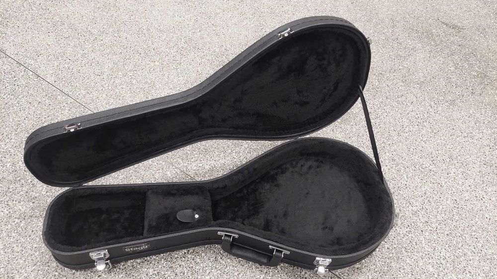 Estojo para bandolim Bluegrass Stagg Novo