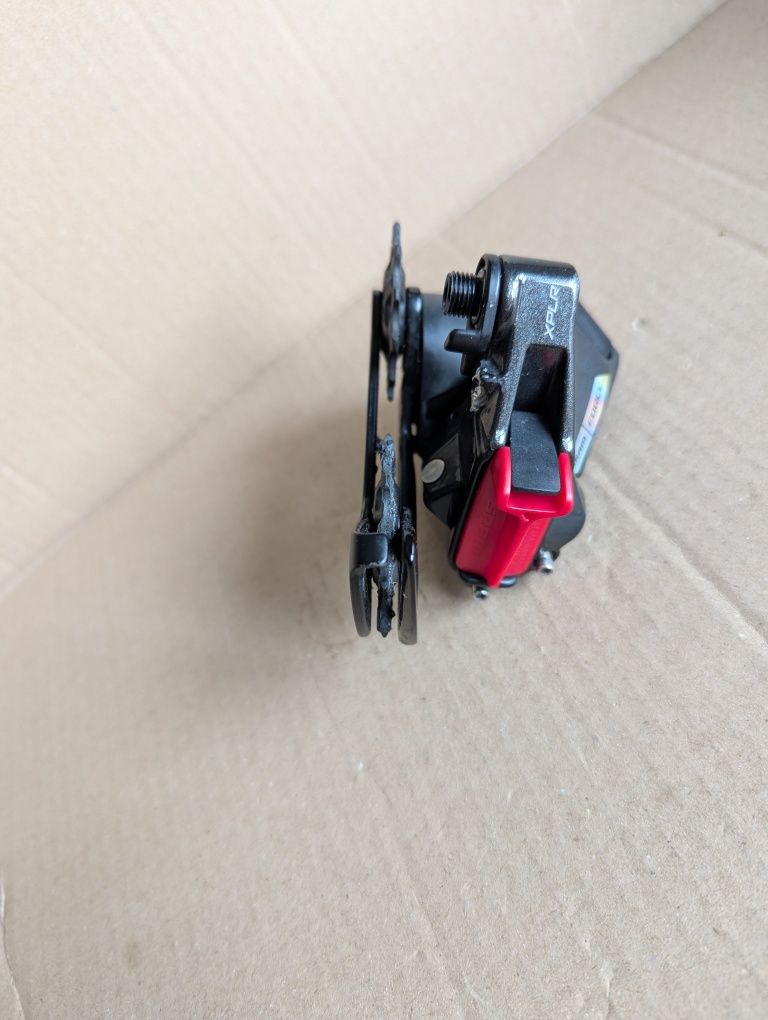 Przerzutka tylna SRAM Force AXS XPLR D2 ( uszkodzona )