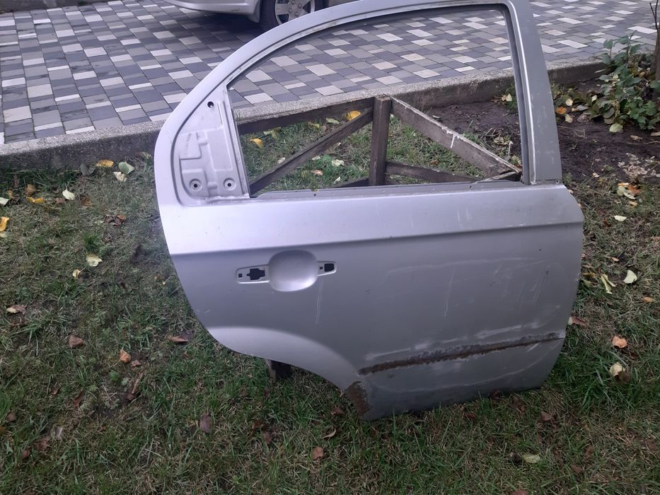 Двері Шевроле Авео