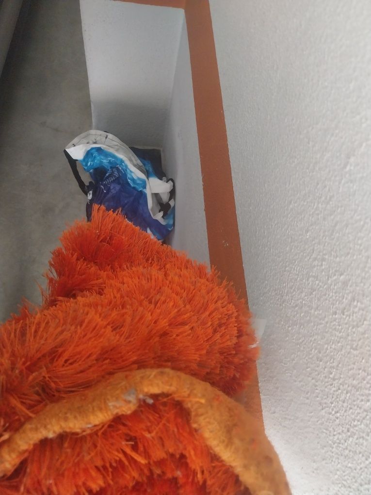 Carpete sem uso vendo para desocupar