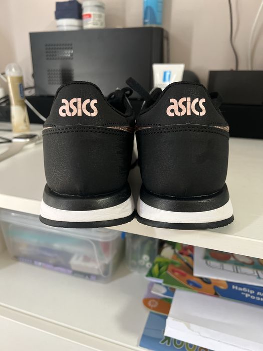 Кросівки Asics Tiger runner 2