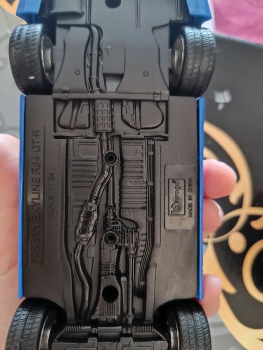 Моделька Nissan Skyline GTR R34