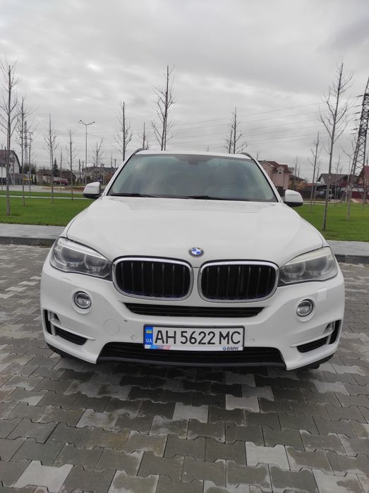 Автомобіль BMW X5