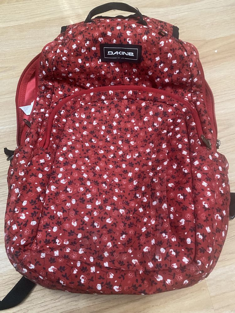 Mochila e estojo Dakine