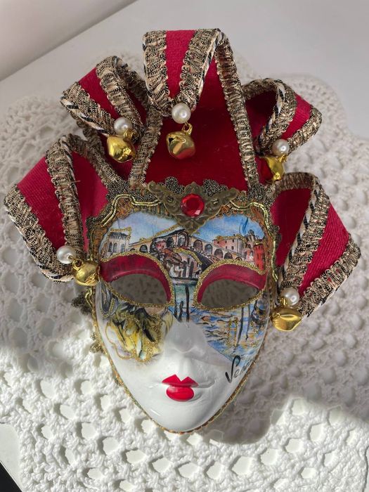 Венеціанська оригінальна маскарадна маска