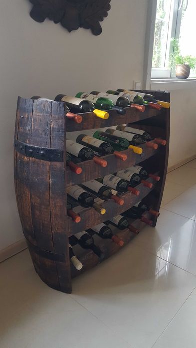 Stojak na Wino ze stuletnej beczki