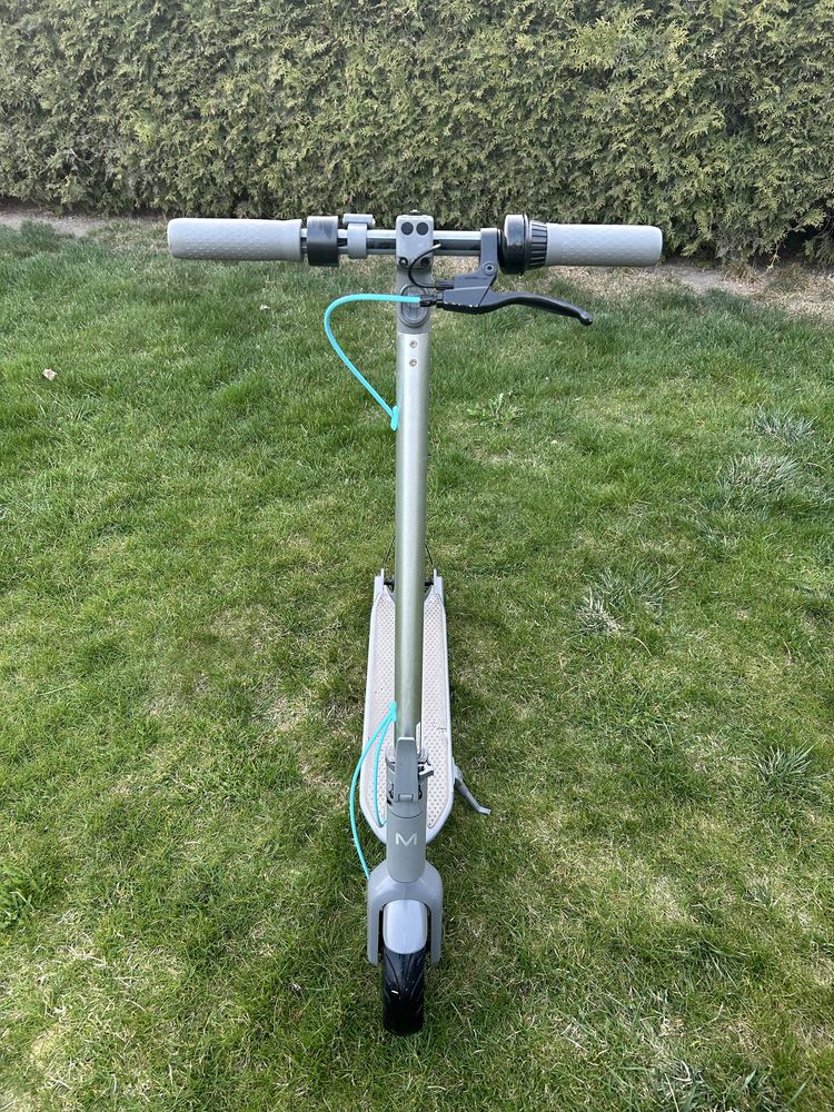 Hulajnoga Motus Scooty 10 2022
