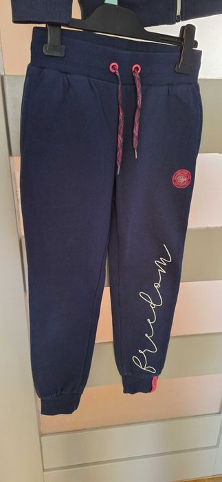 Dresy komplet bluza spodnie roz. 146 BEJO