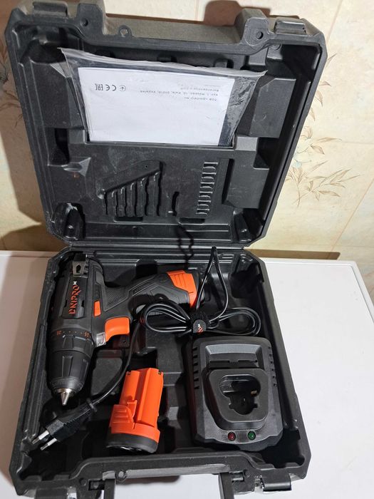шуруповерт аккумуляторный DNIPRO - M CD-12CX Новый