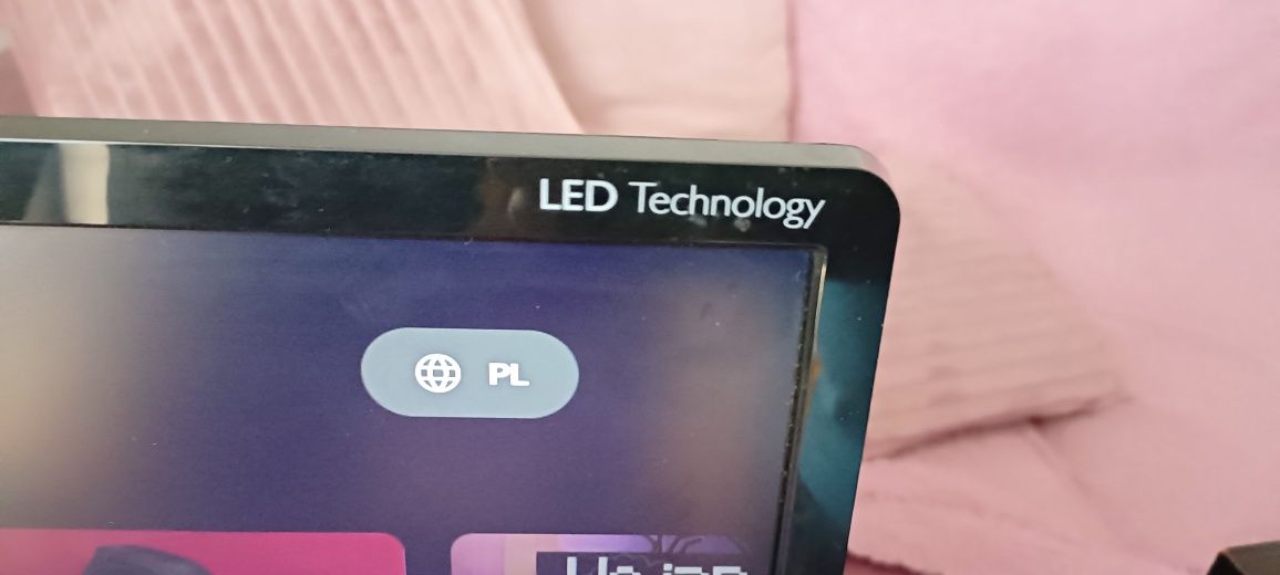 Monitor led 22 cale