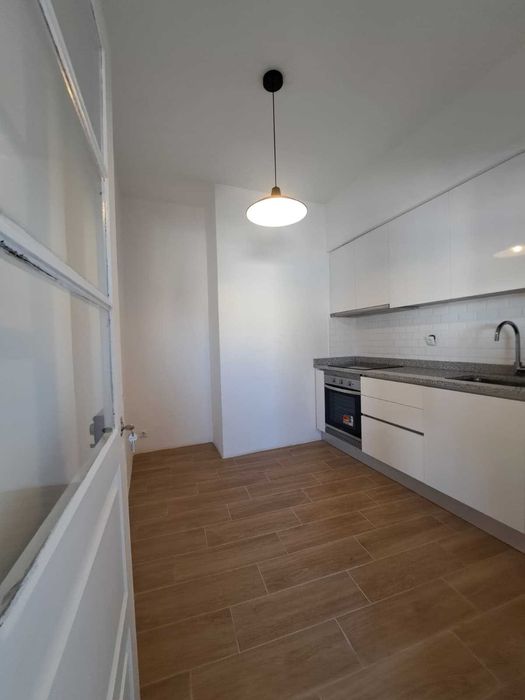 Apartamento T-2 na praia da Aguda, Arcozelo