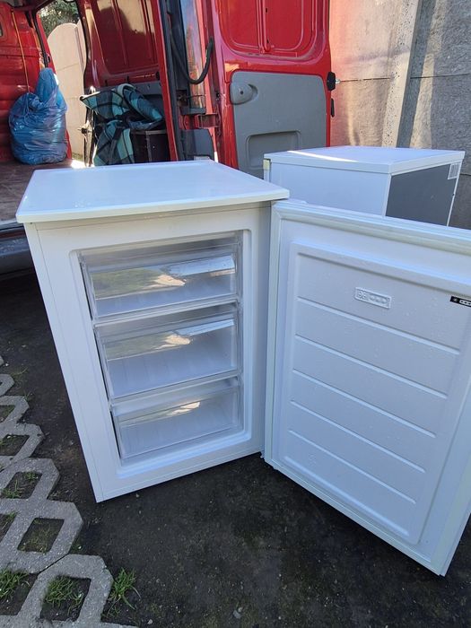 Zamrażarka 100% sprawna severin amica A+ .  Polecam