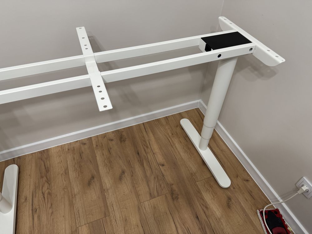Ikea Bekant 160x80 nogi regulowane do biurka