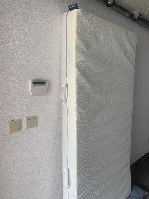 Cama de criança (índio) + colchão Emma