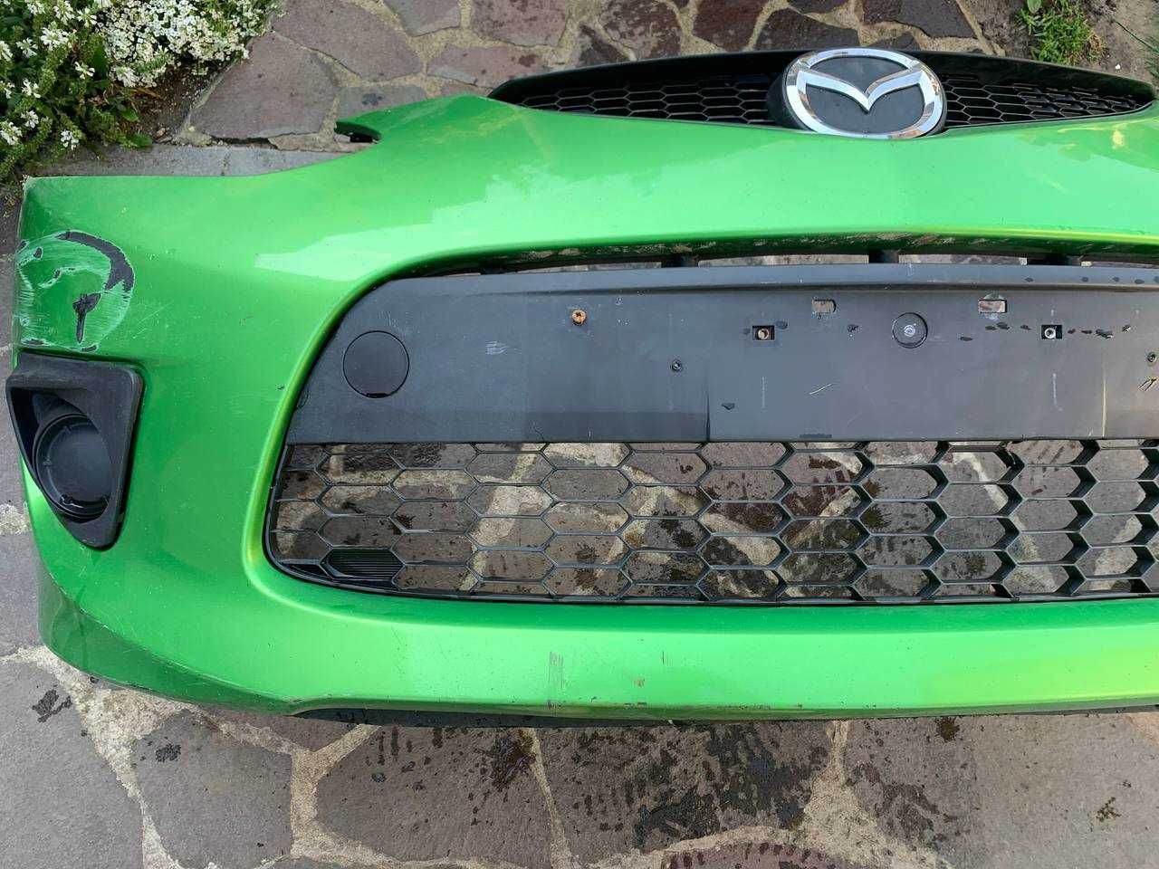 Бампер та інші запч мазда 2 20112 mazda 2