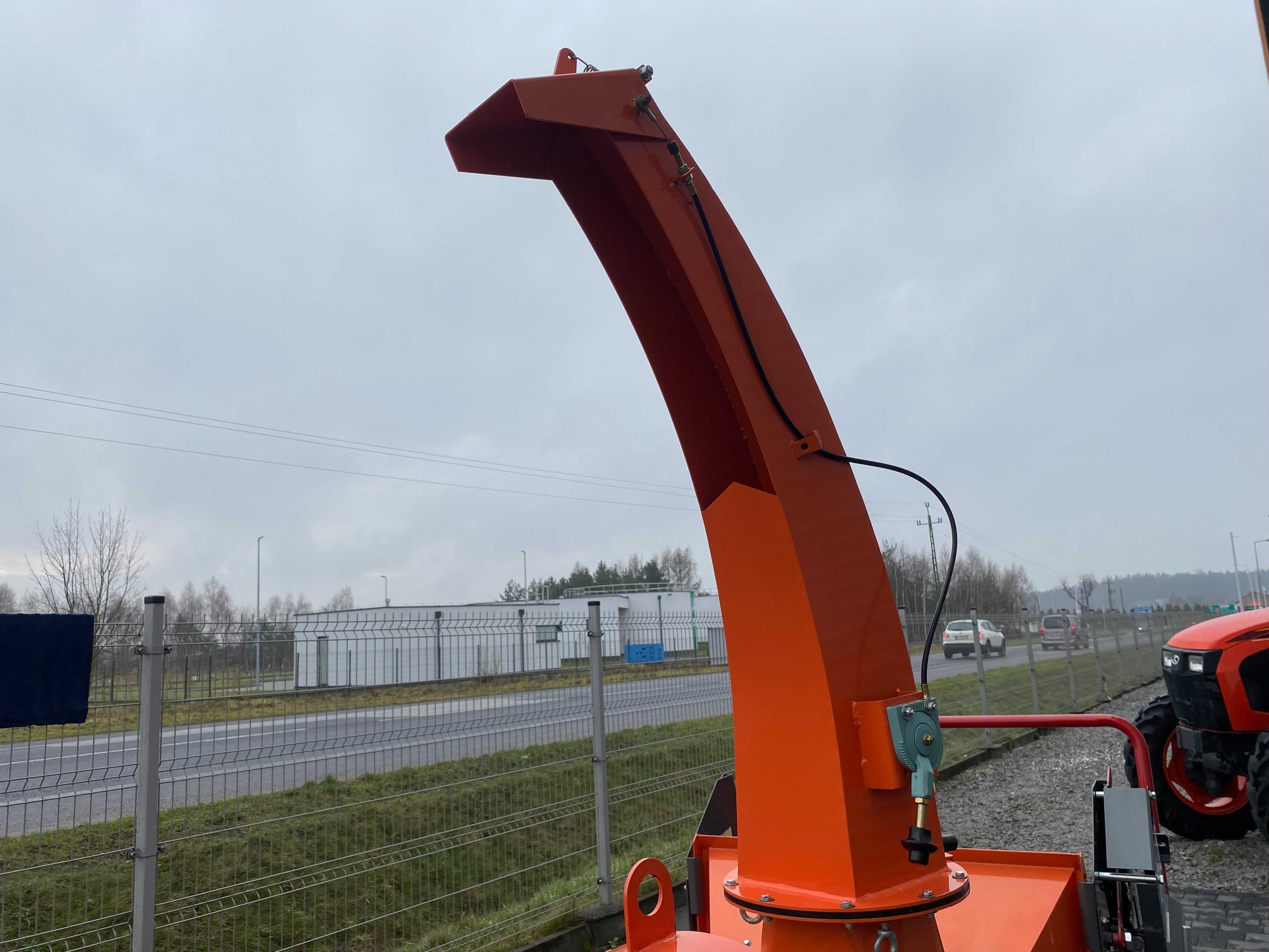 Masywny rębak tarczowy WC72R, rozdrabniacz do gałęzi MIKANN,JAPAN TRAK
