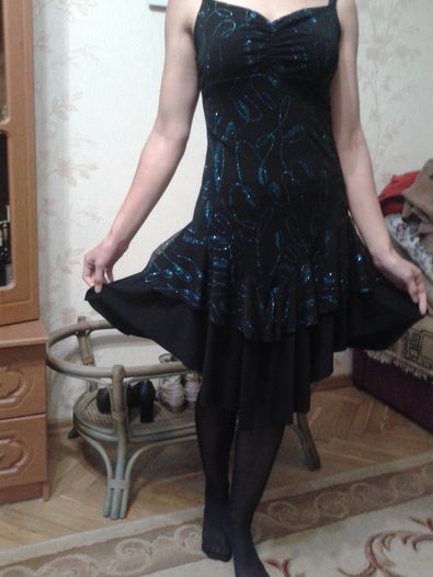 Продам черное платье 44 р
