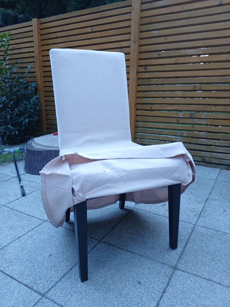 Krzesło Henriksdal Ikea nogi czarne fioletowe pokrycie