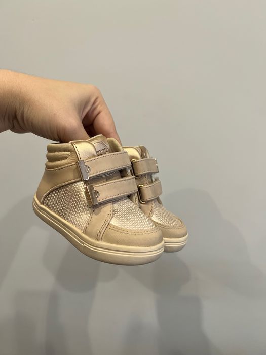 Набір одягу та взуття для дівчинки на 12m, (mayoral)