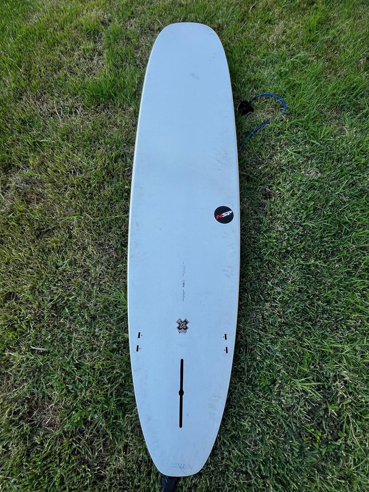 Vendo longboard 9’6”
